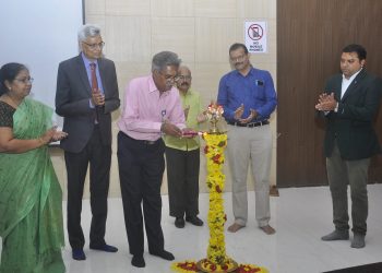 7.Shri.A.Rajarajan lighting the lamp